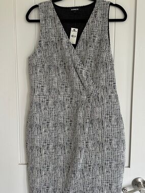 Express Black & White Textured Sheath Midi Dress